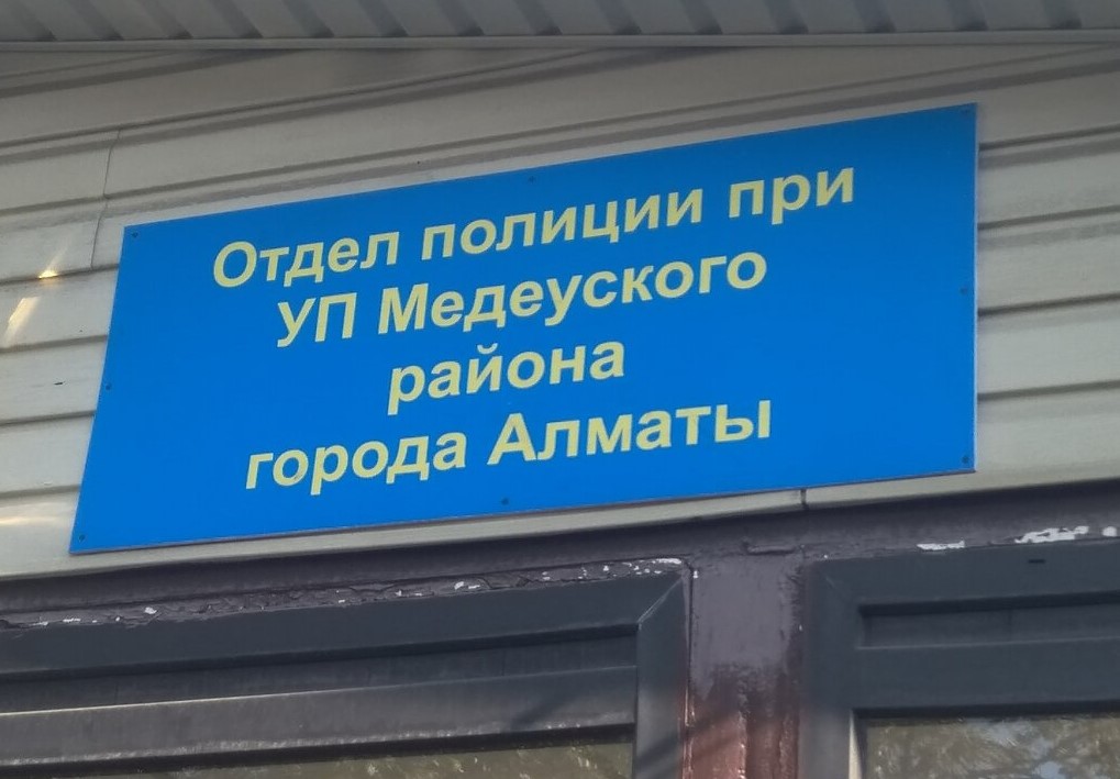 Бисекс сэндвич онлайн Мега сиськи порно